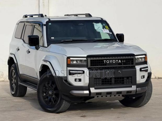 Toyota Land Cruiser 2024 White