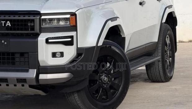 Toyota Land Cruiser 2024 White