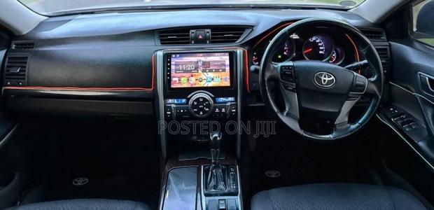 Toyota Mark X 2011 Gray