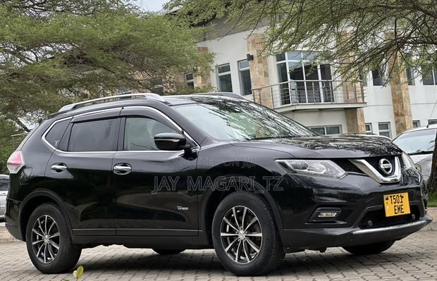 Nissan X-Trail 2016 Black