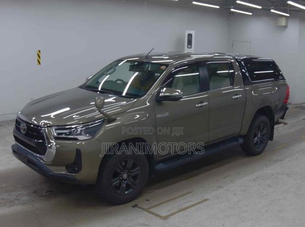 Toyota Hilux Revo Double Cab Deisel 2.4 AWD 2021 Gray