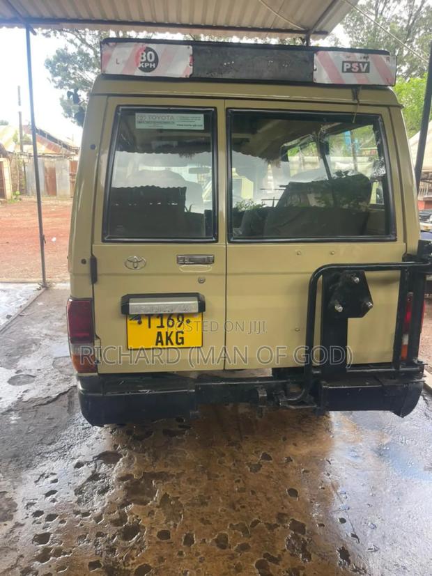 Toyota Land Cruiser 90 1997 Beige