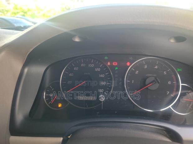 Toyota Land Cruiser Prado 2004 White