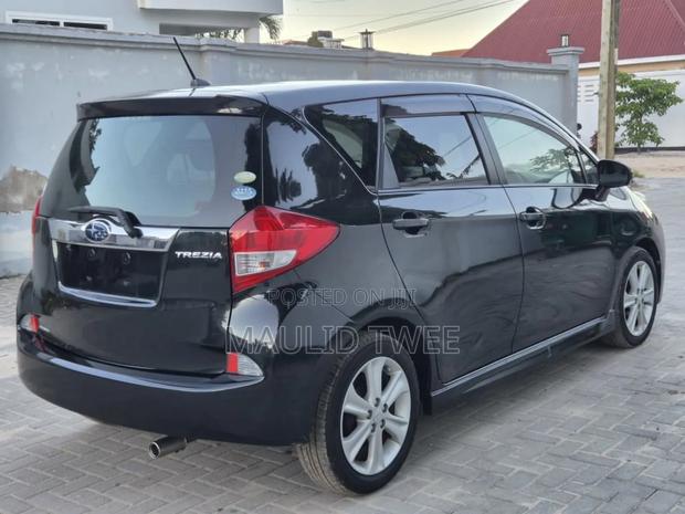 Subaru Trezia 2013 Black