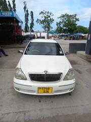 Toyota Brevis 2005 White for sale