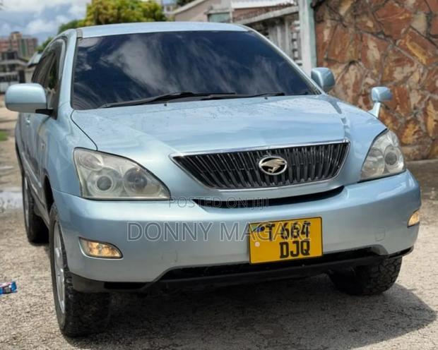 Toyota Harrier 2005 Blue