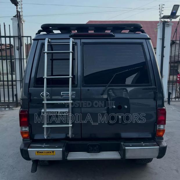 Toyota Land Cruiser Prado 2.7 3dr 2003 Black