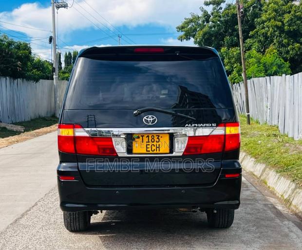 Toyota Alphard 2006 Black