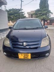 Toyota IST 2005 Black for sale