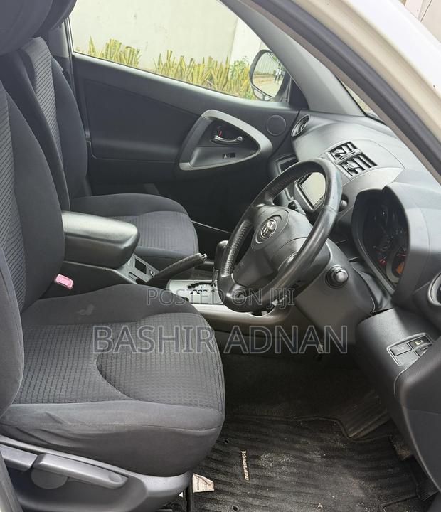 Toyota Vanguard 2009 Pearl