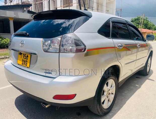 Toyota Harrier 2005 Silver