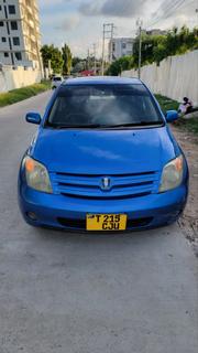 Toyota IST 2004 Blue for sale