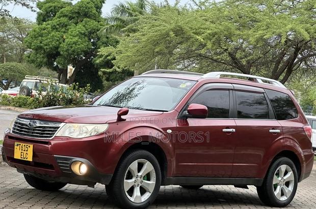 Subaru Forester 2010 Red