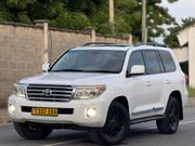Toyota Land Cruiser 4.5 V8 VXR 2014 White for sale