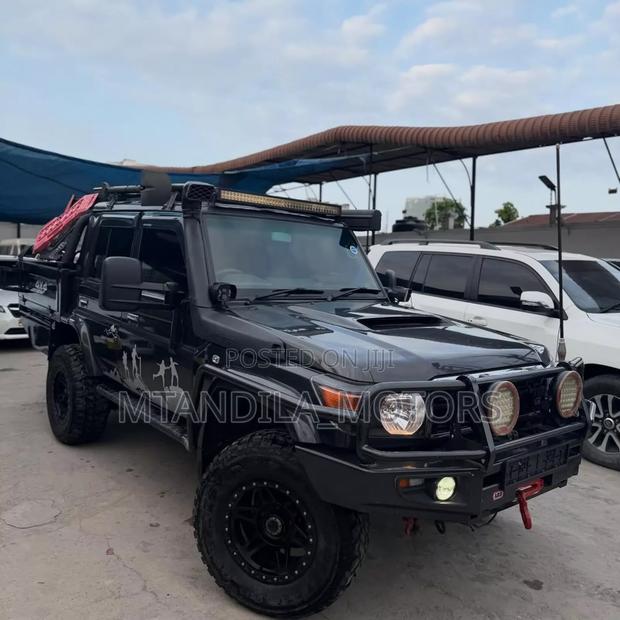 Toyota Land Cruiser 76 Series 2012 Black