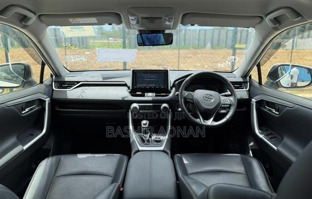 Toyota RAV4 2019 White