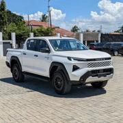 New Toyota Hilux 2025 White for sale