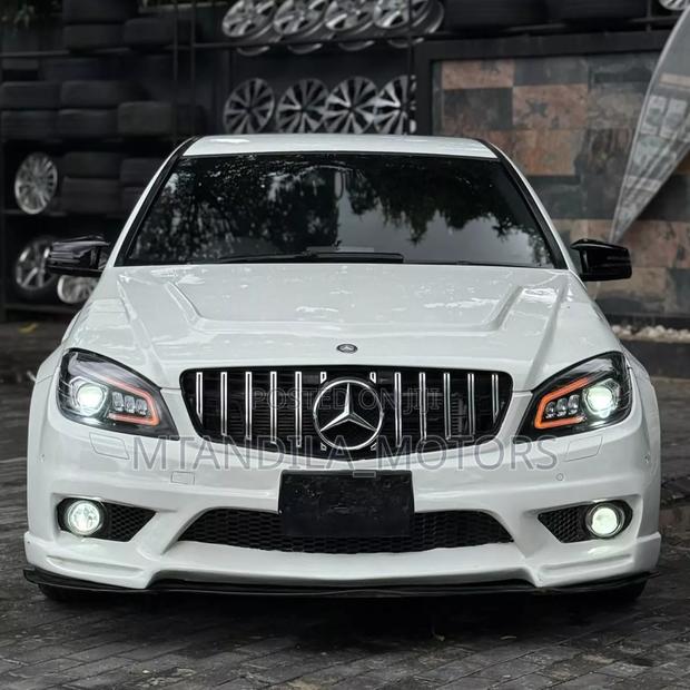Mercedes-Benz C-Class C 200 Kompressor (W204) 2008 White