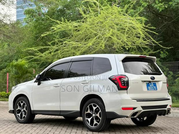 Subaru Forester 2013 White