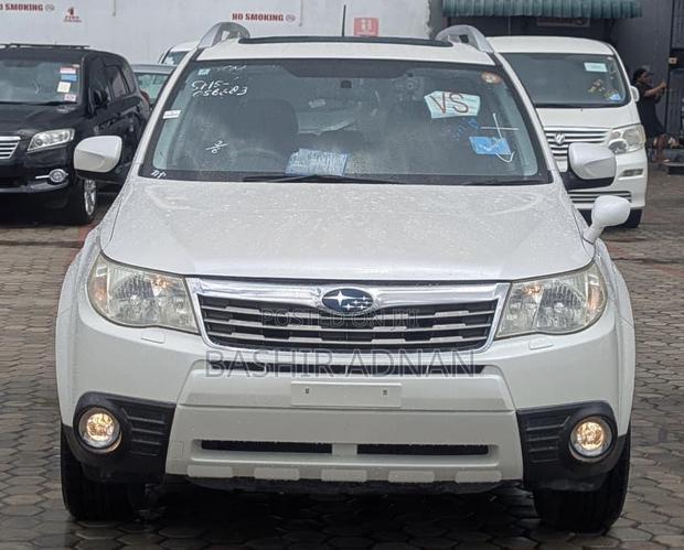 Subaru Forester 2010 Pearl