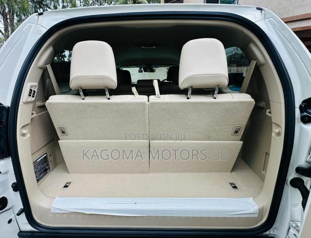 Toyota Land Cruiser Prado 2022 White
