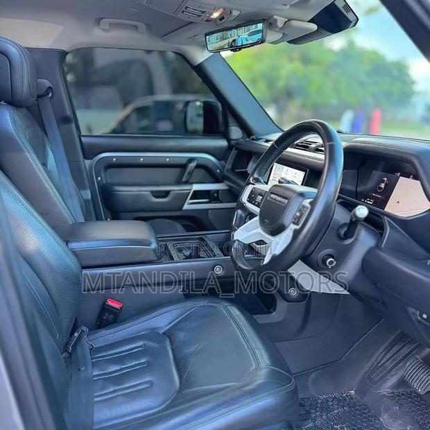 Land Rover Defender X-Dynamic S 2021 Gray