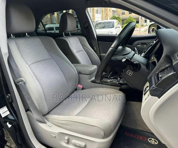 Toyota Crown 2009 Matt Black