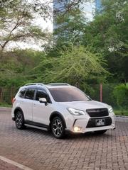Subaru Forester 2014 White for sale