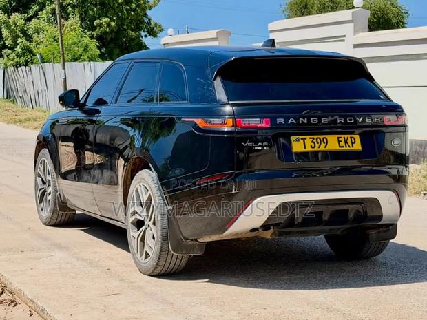 Land Rover Range Rover Velar 2021 Black
