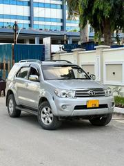 Toyota Fortuner 2010 Silver for sale