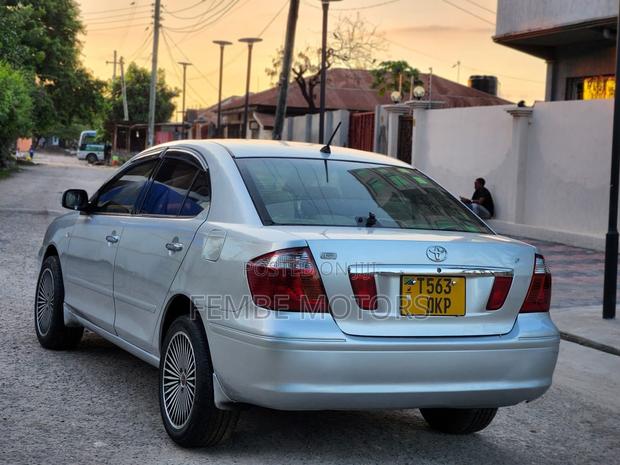 Toyota Premio 2004 Silver