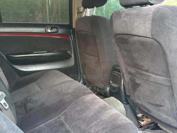 Toyota Mark II 2002 Silver