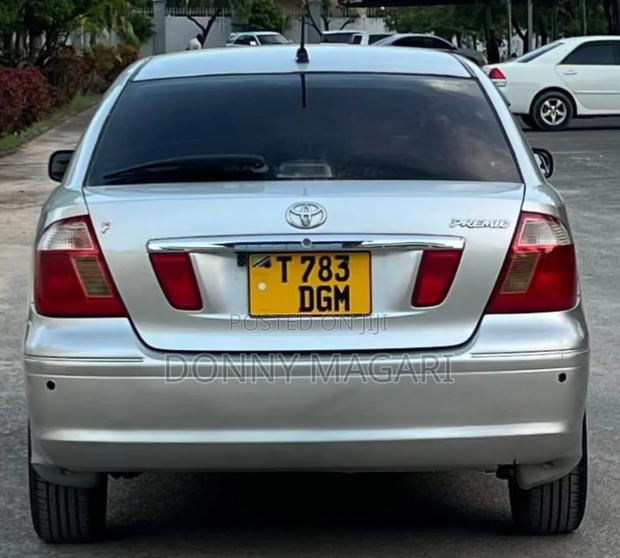 Toyota Premio 2004 Silver