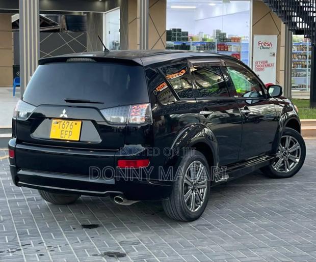 Mitsubishi Outlander 2009 Black