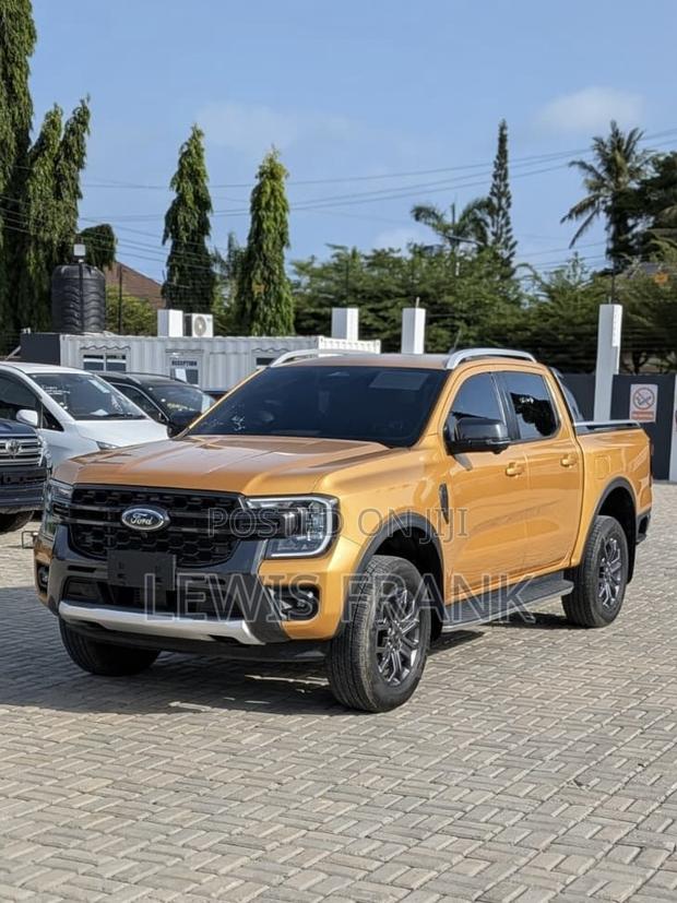 Ford Ranger Wildtrak 2023 Yellow