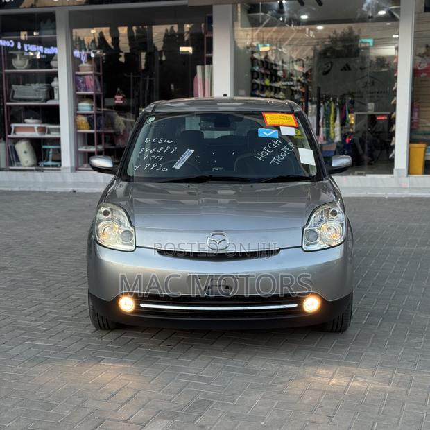 Mazda Verisa 2010 Gray