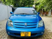 Toyota IST 2005 Blue for sale
