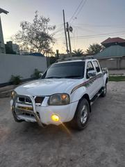Nissan Hardbody 2007 White for sale