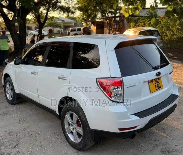 Subaru Forester 2011 White
