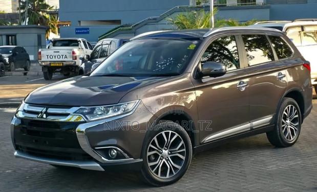 Mitsubishi Outlander 2016