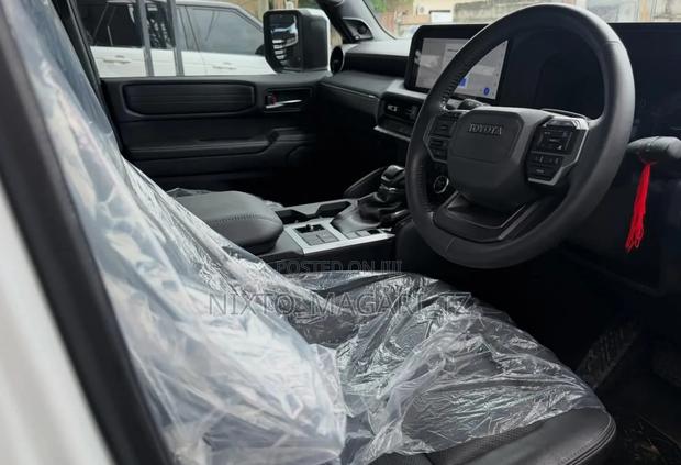 Toyota Land Cruiser Prado 2024 White