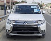 Mitsubishi Outlander 2017 White for sale