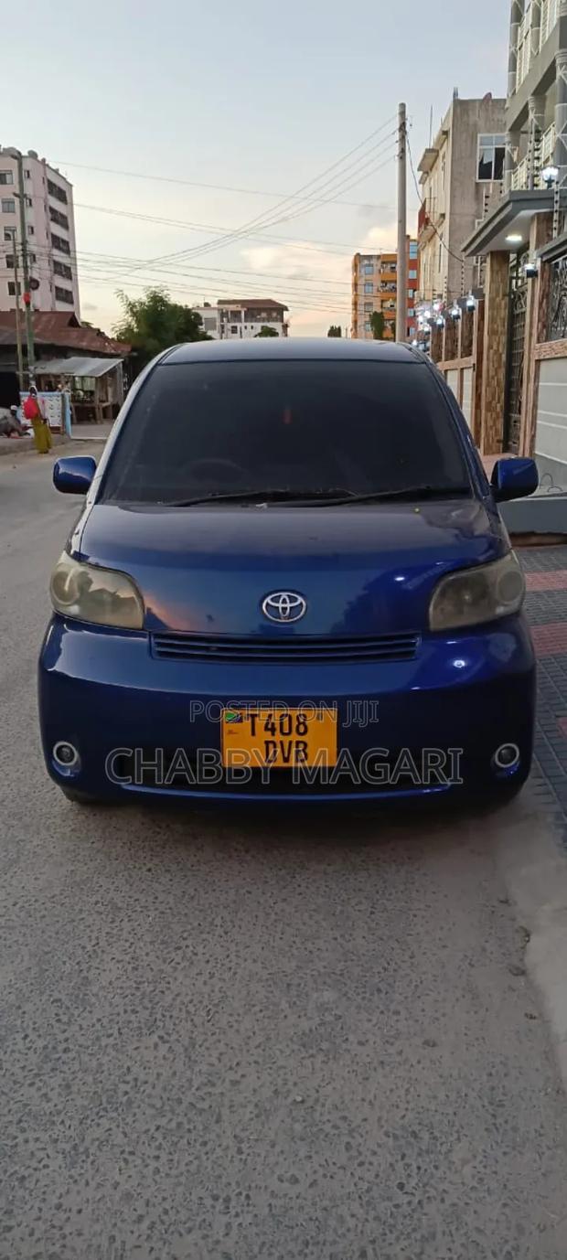 Toyota Porte 1.5 FWD 2005 Blue