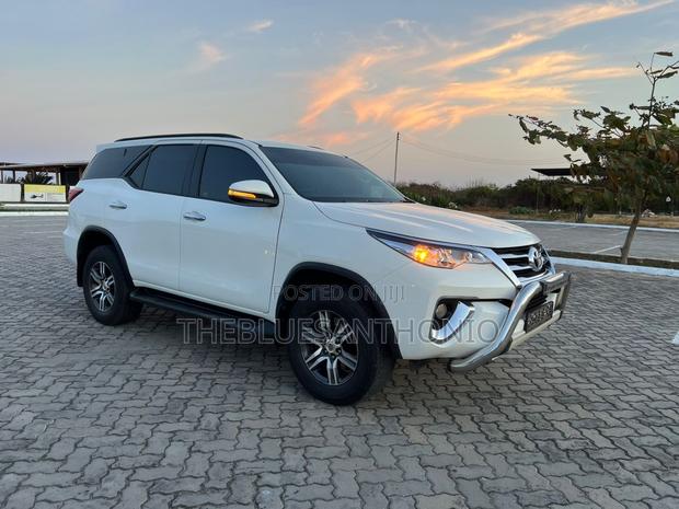 Toyota Fortuner 2016 White