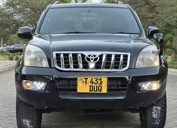 Toyota Land Cruiser Prado 2005 Black