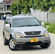 Toyota Harrier 2002 Silver for sale