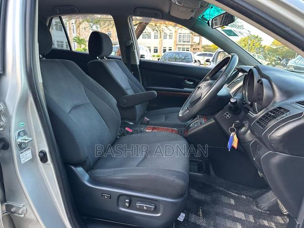 Toyota Harrier 2.4 2005 Silver