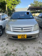 Toyota IST 2004 Beige for sale