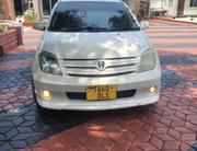 Toyota IST 2004 Pearl for sale