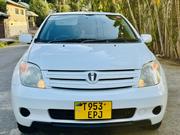Toyota IST 2003 White for sale